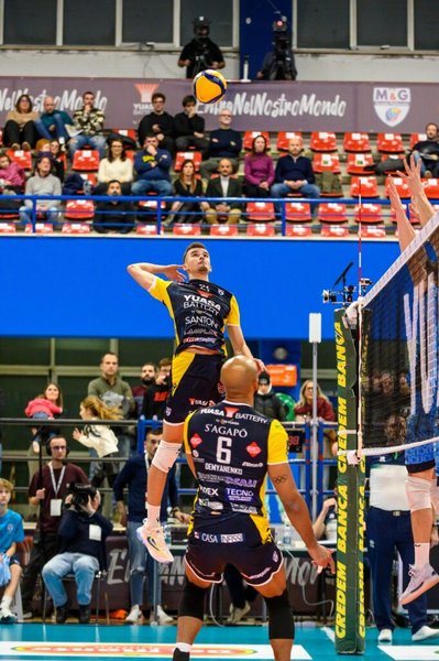 1086/Georgi-681x1024.jpg Image