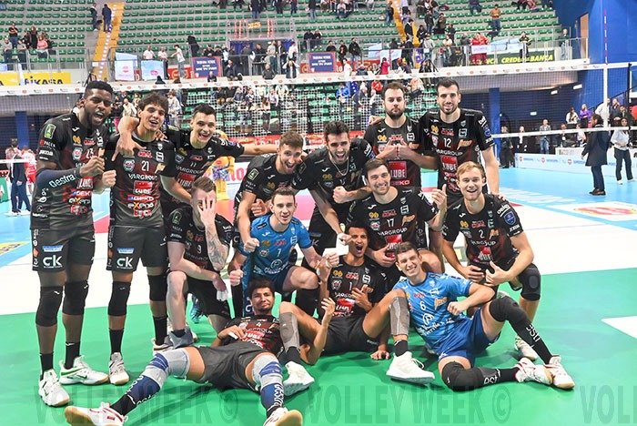 1096/VAR_2425.jpg Image