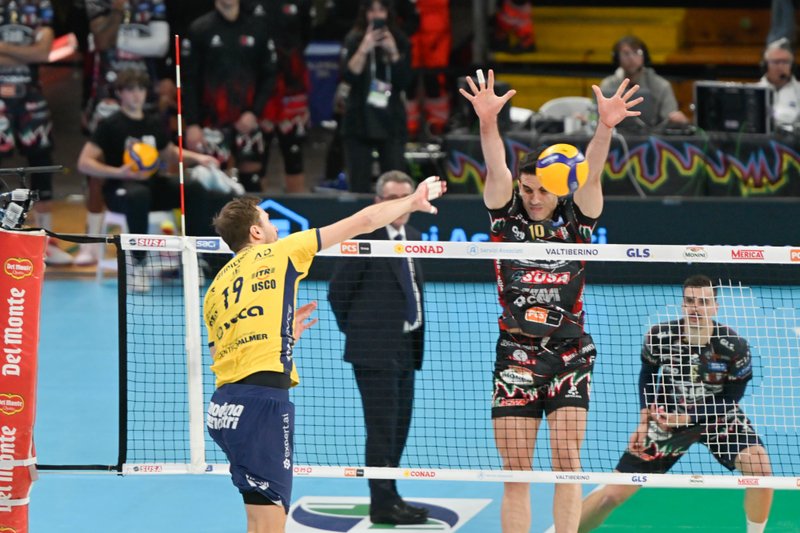 1098/BENDA-241230-204930-63324-.jpg Image