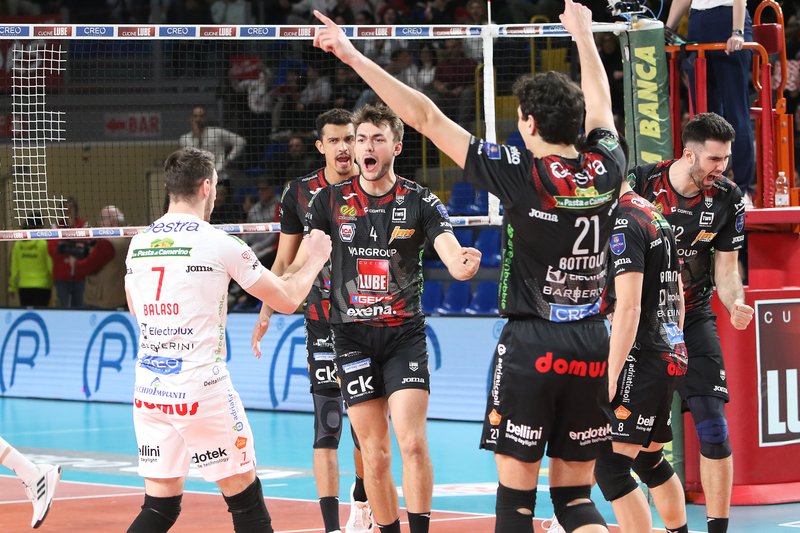 1132/8I4A9312.jpg Image