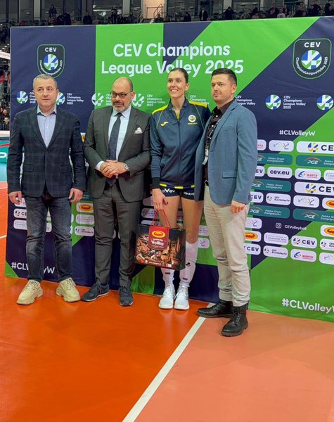 1151/4b61d1b6-1e7e-4ab1-892d-d6d1fdf7bebb.jpeg Image