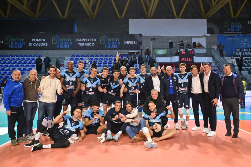 1191/EZ8_7701.jpg Image