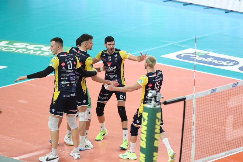 1246/TNGZ2-6.jpg Image