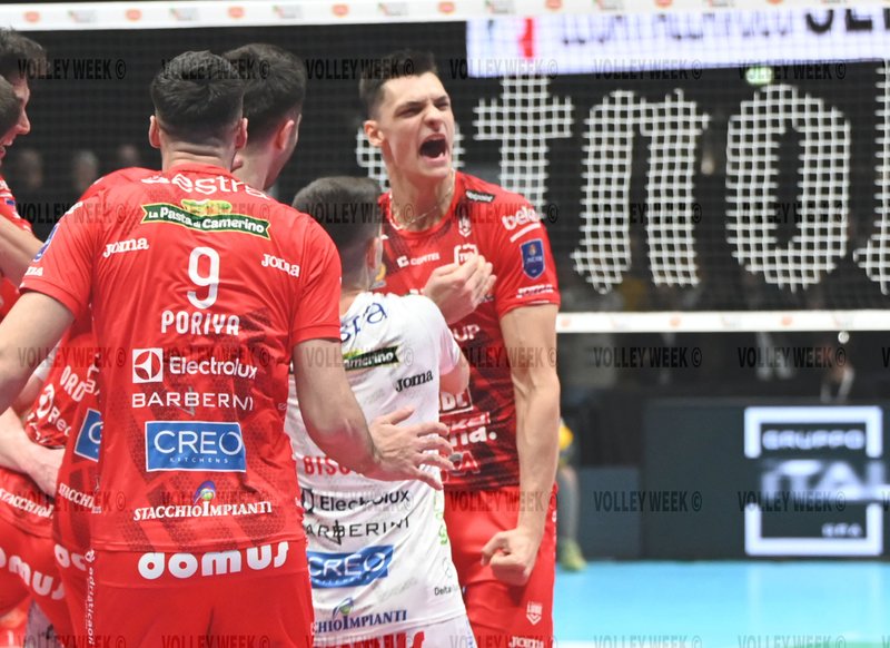 1301/VAR_6055.jpg Image