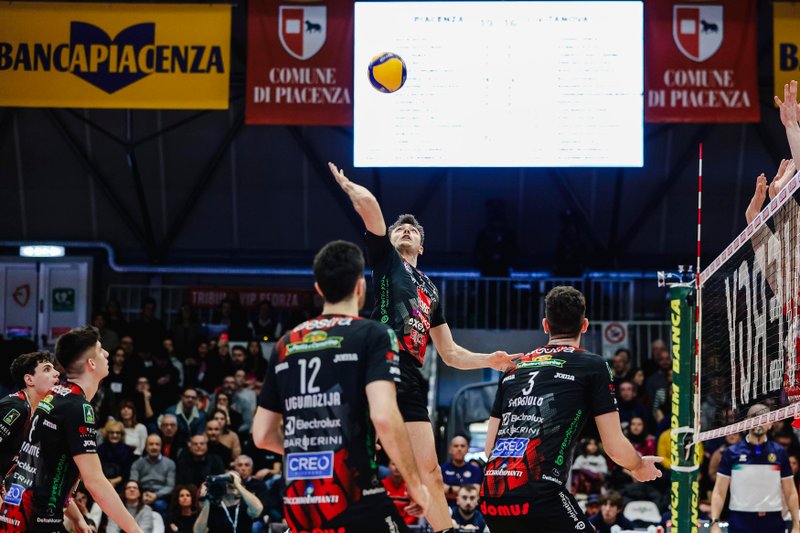 1331/_S8A2246.jpg Image