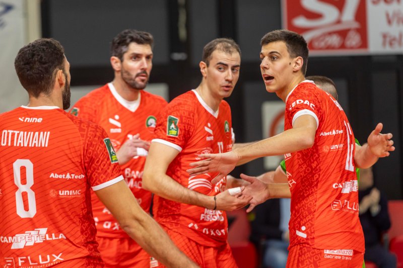 1337/pallavolo-macerata-dimitrov-1.jpeg Image