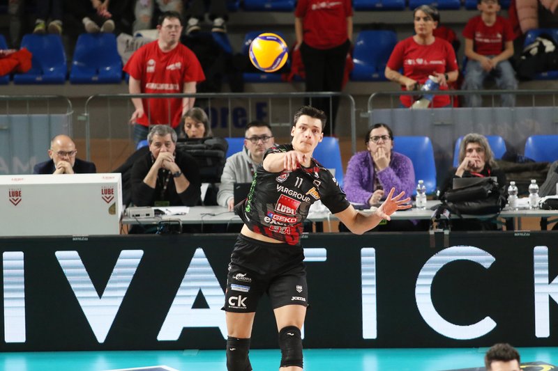 1616/8I4A2028.jpg Image