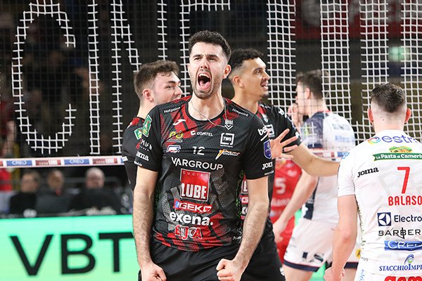 1779/8I4A2409.jpg Image