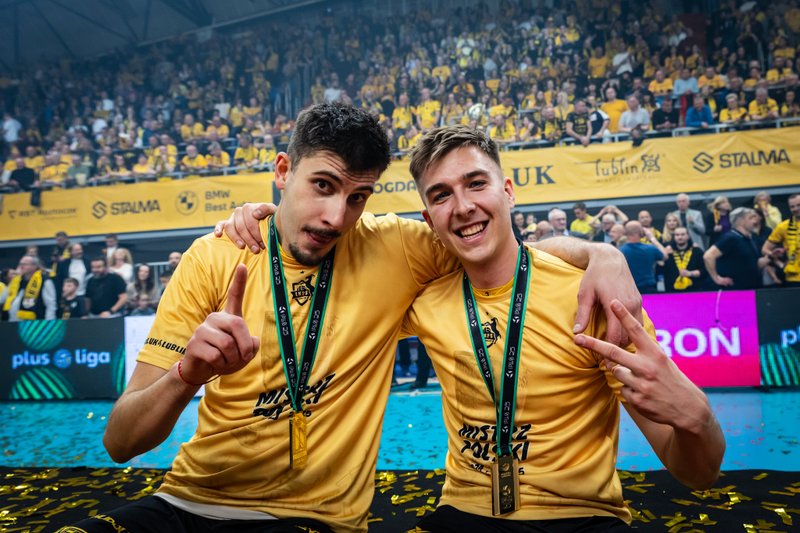 2316/Gqq3walWEAAPd5v.jpg Image