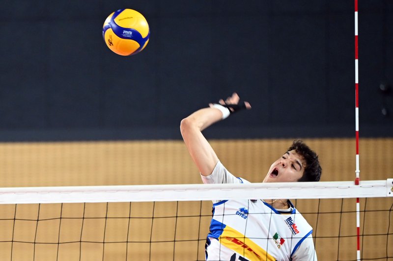 233/VAR_6904.jpg Image