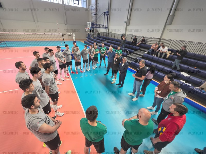 2339/1000002395.jpg Image