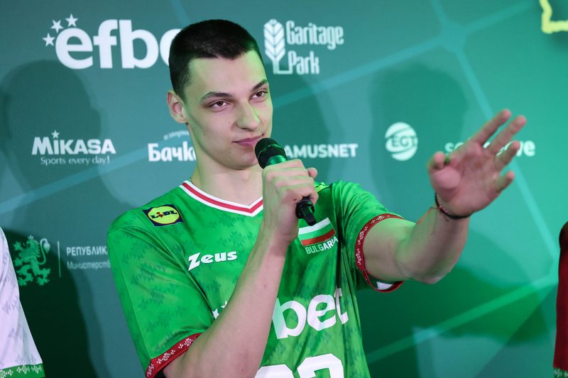 2382/789490_b01c91a6e6.jpg Image