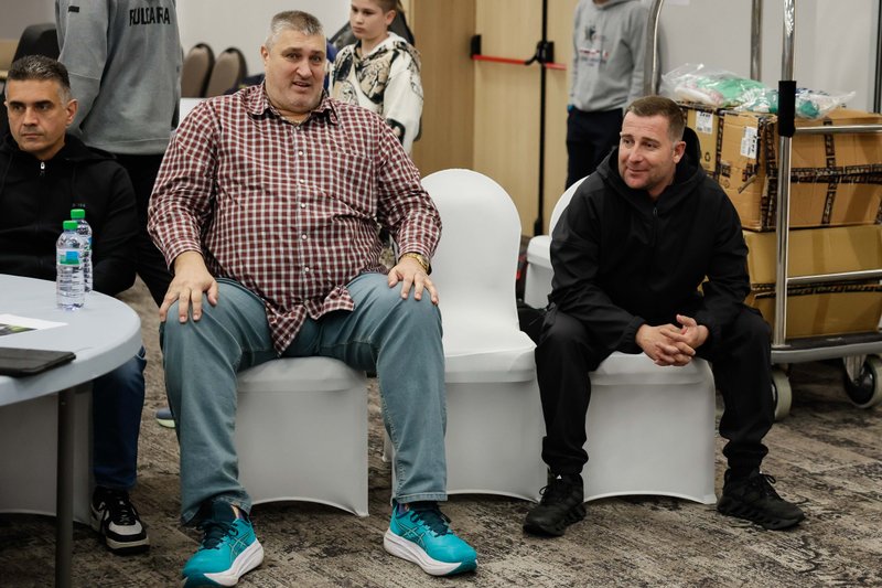 2421/BA_7092_3e8e259636.jpg Image