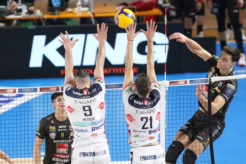 3726/8I4A9230.jpg Image