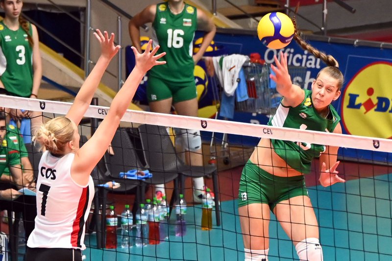 373/VAR_7828.jpg Image