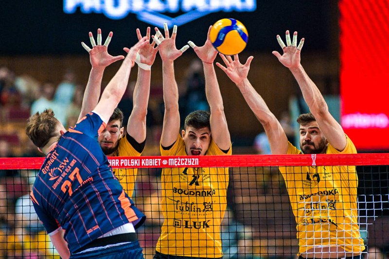 3940/20251105-SUM_2885.jpg Image