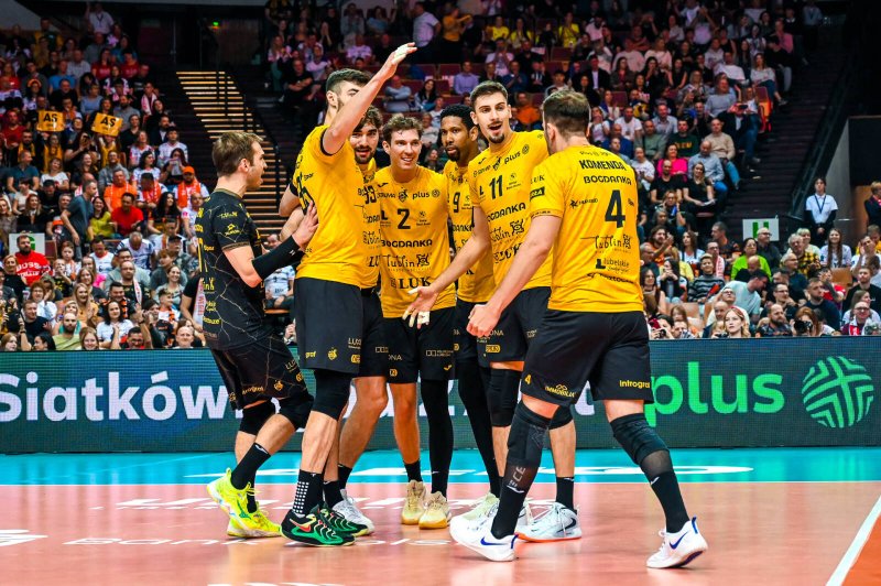 3940/20251105-SUM_7839.jpg Image