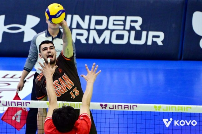 3952/2025110601000448000066352_20251106222221542.jpg Image