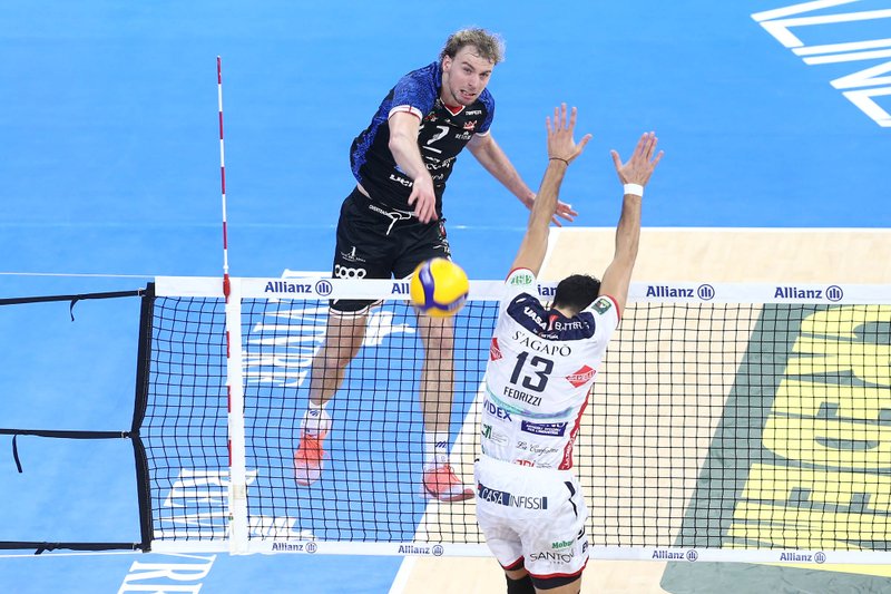 4122/AK3W2286.jpg Image