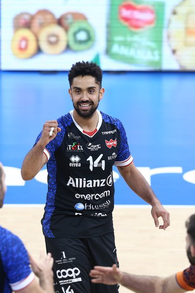 4122/AK3W2558.jpg Image