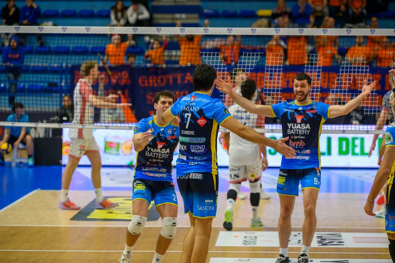 4472/_FAB4652-17.jpg Image