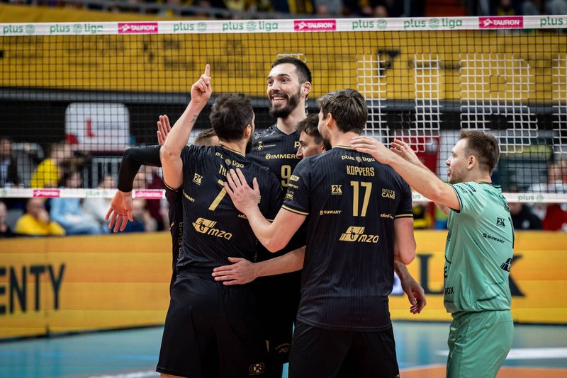 4494/954A7205.jpg Image