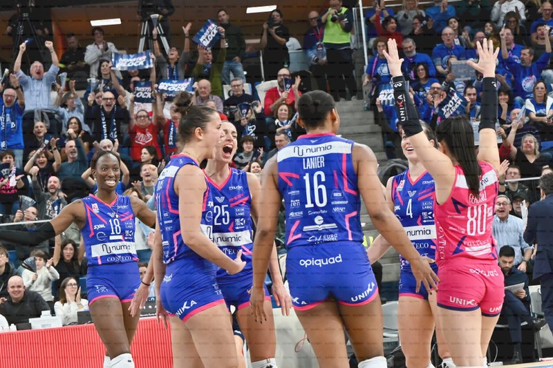 4513/VAR_0107.jpeg Image