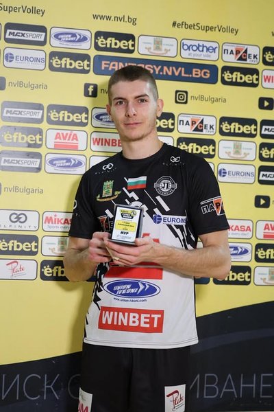 5001/631648049_122198019074363996_629023853384819108_n.jpg Image