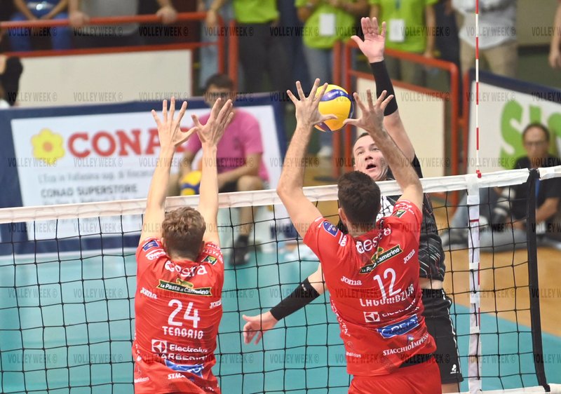 569/VAR_4497.jpg Image