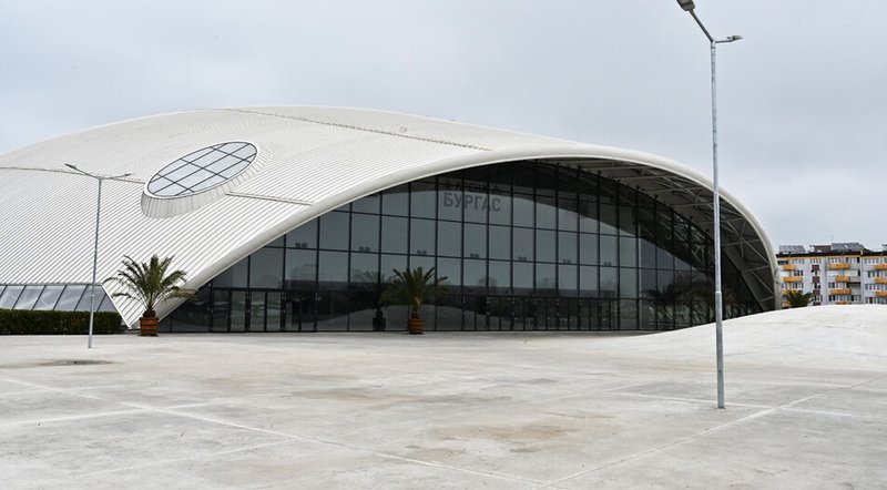 607/zx952y526_4484177.jpg Image