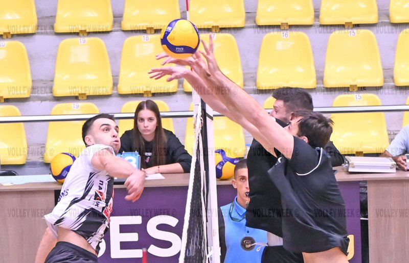 635/VAR_9015.jpg Image