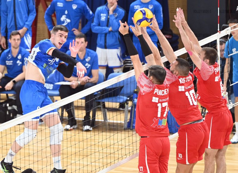 682/VAR_4694.jpg Image