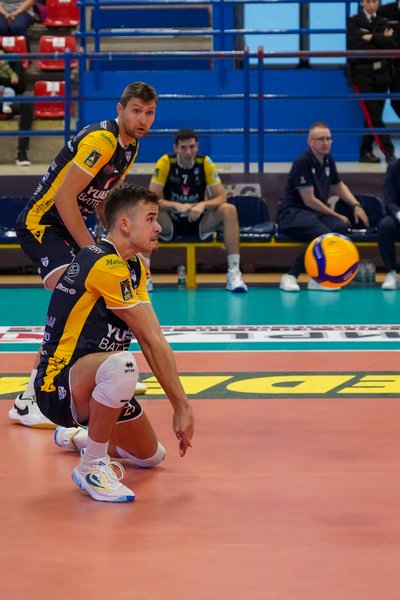 690/LGC06297-1.jpg Image