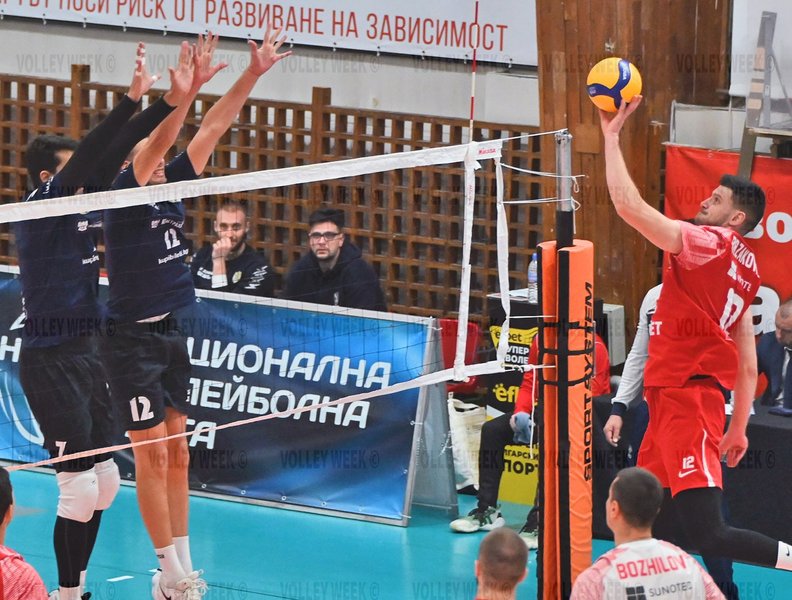 750/VAR_8166.jpg Image