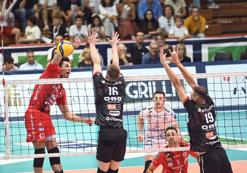 751/VAR_4400.jpg Image