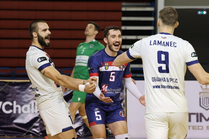 804/466661549_1309473296682917_6366457029698258564_n.jpg Image