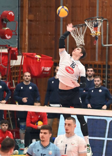 820/VAR_3688.jpg Image