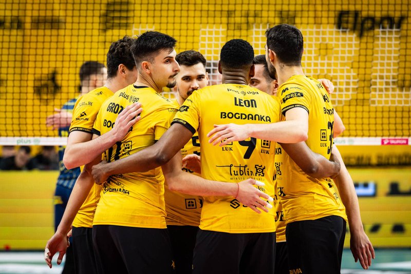 828/954A4525.jpg Image