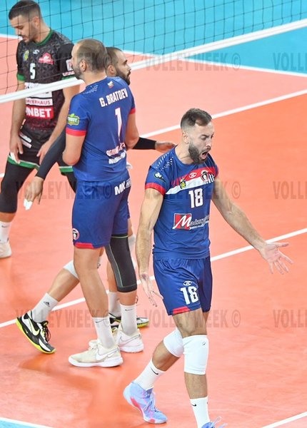 909/VAR_2440.jpg Image