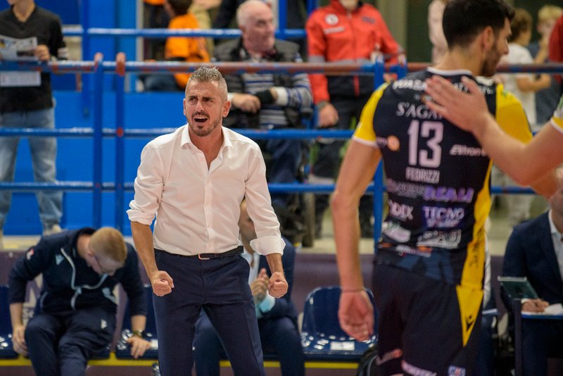 978/_D758447-18.jpg Image